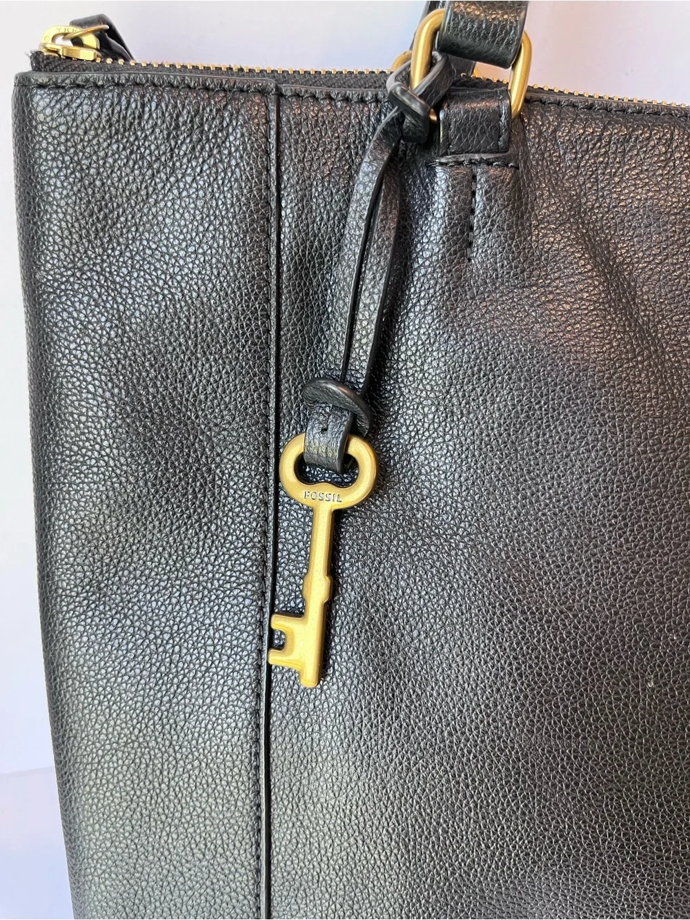 Fossil tara shopper